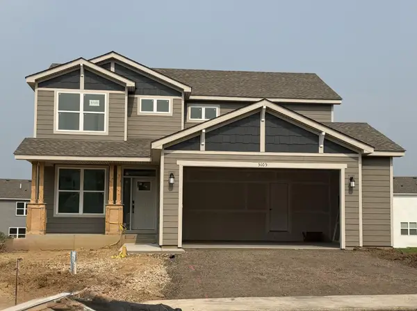 5105 Windlass Drive, Woodbury, MN 55129