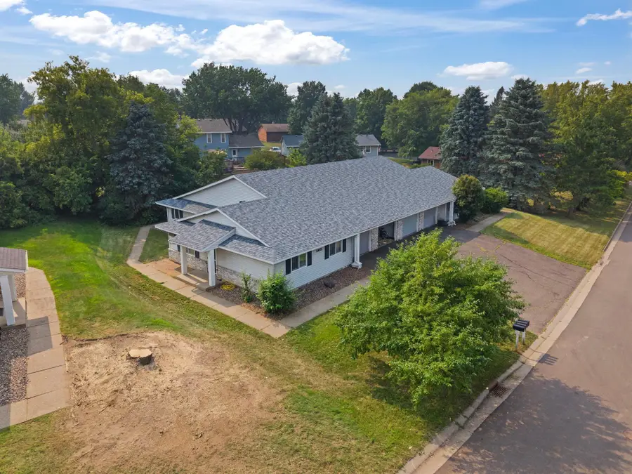 1105 Bartosh Lane #1, River Falls, WI 54022 - #2