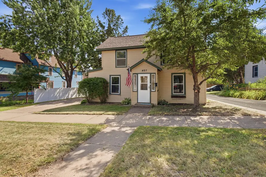 407 Tyler Street, Hastings, MN 55033 - #2