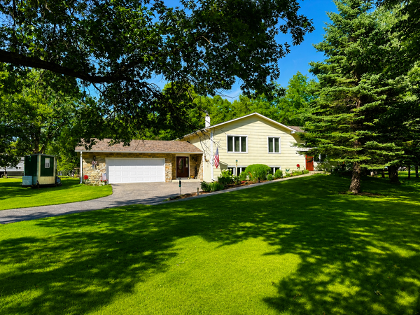 8331 Red Pine Circle, Baxter, MN 56425