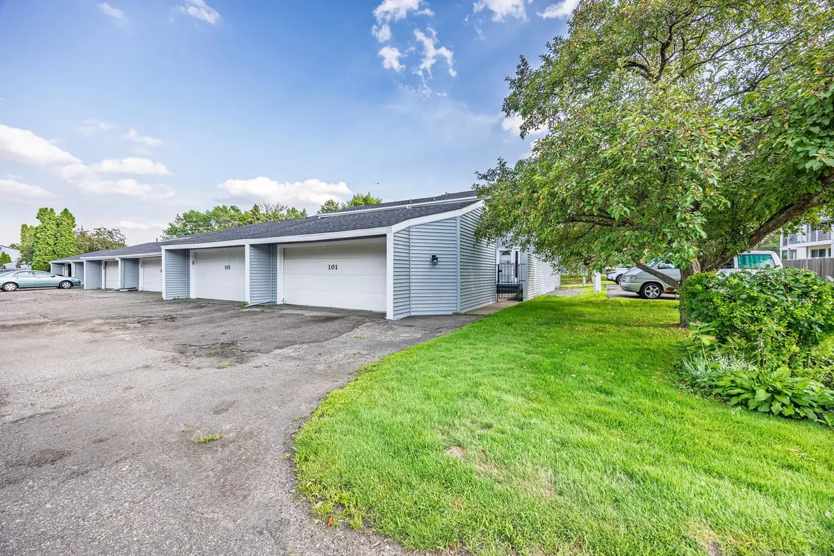 101 Canabury Court, Saint Paul, MN 55117 - #1