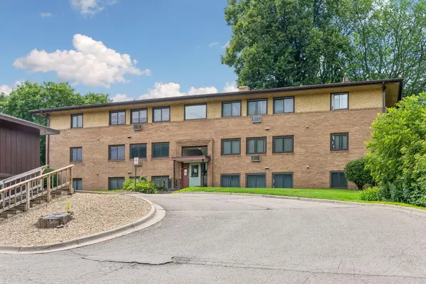2381 Unity Avenue N, Minneapolis, MN 55422