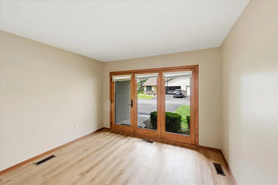 540 Auburn Place Nw #C, Elk River, MN 55330 - #3