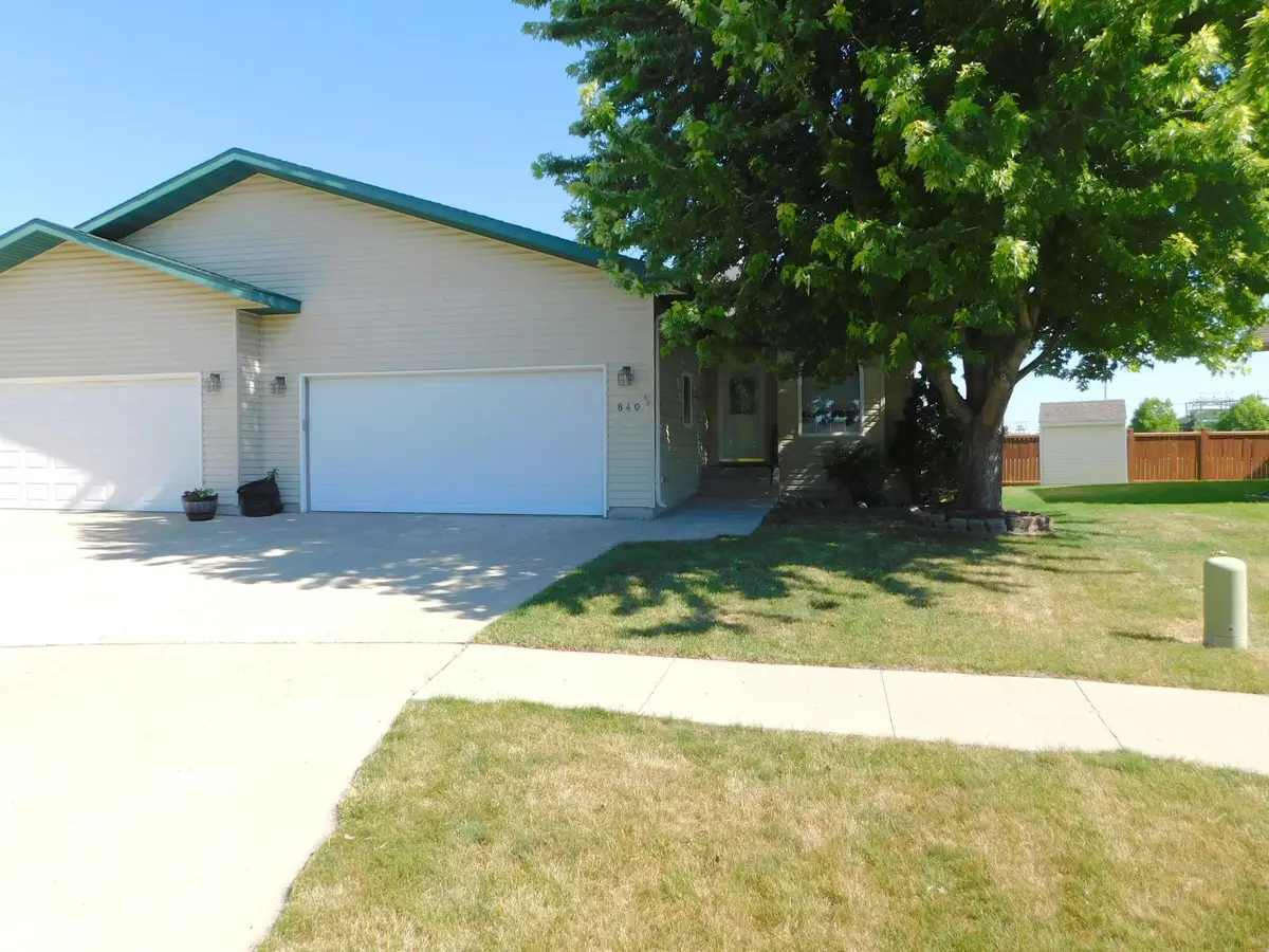840 Lakeridge Place, West Fargo, ND 58078 - #1