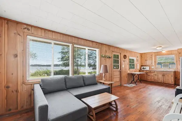 7224 Green Lake Shore Drive Nw, Princeton, MN 55371