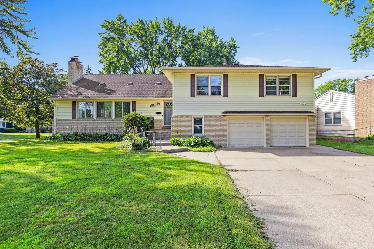 6901 Hillcrest Lane, Edina, MN 55435 - #1