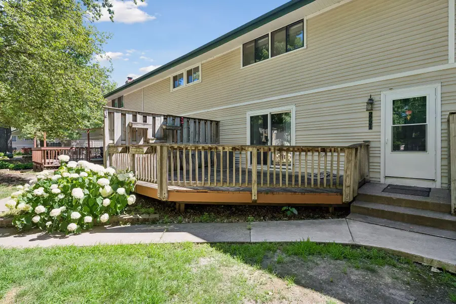 2721 Upland Court, Minneapolis, MN 55447 - #2