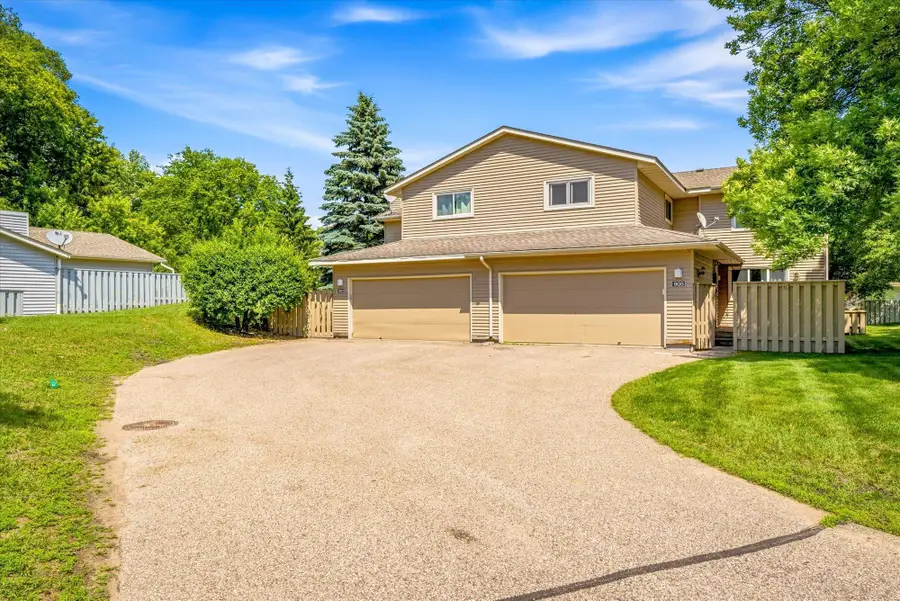 907 Monterey Drive, Shoreview, MN 55126 - #3
