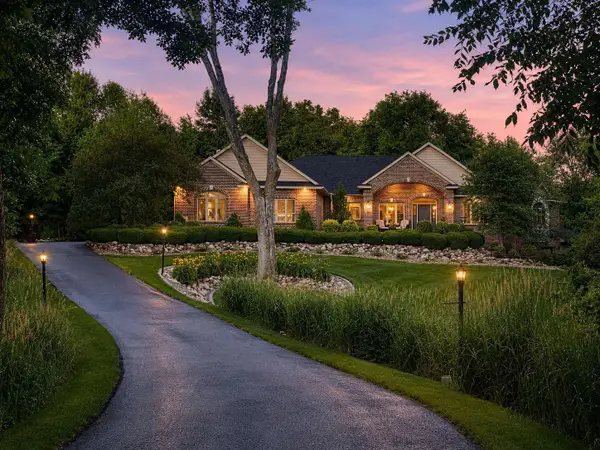 10820 Windmill Drive, Rogers, MN 55374
