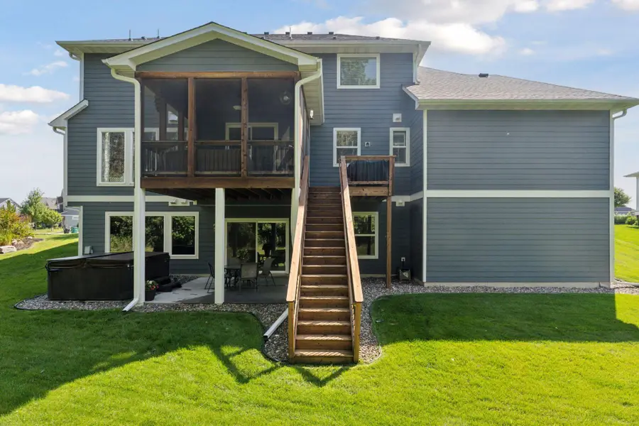 34 Rapp Farm Boulevard, Saint Paul, MN 55127 - #2