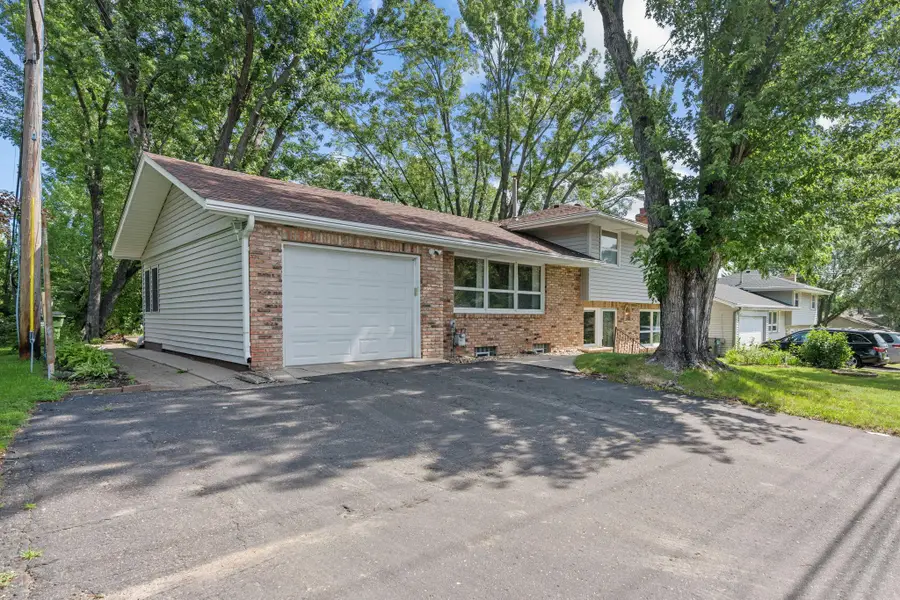 1870 7th Street Nw, New Brighton, MN 55112 - #3
