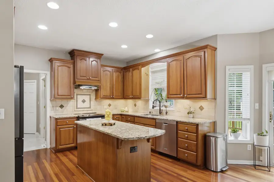 15016 Viewcrest Lane, Burnsville, MN 55306 - #3