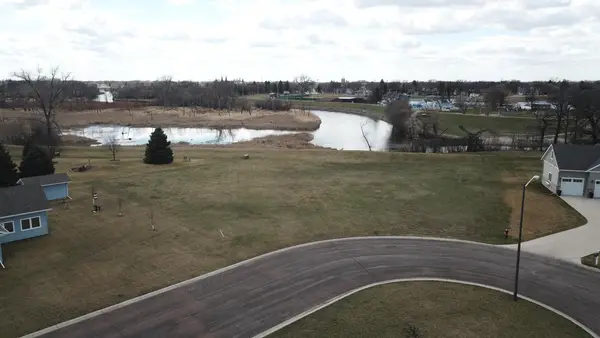 105 Oak Drive, Breckenridge, MN 56520
