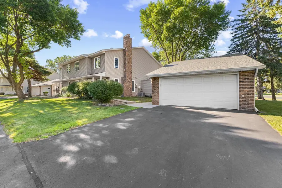 9390 Ranchview Lane N, Osseo, MN 55369 - #2