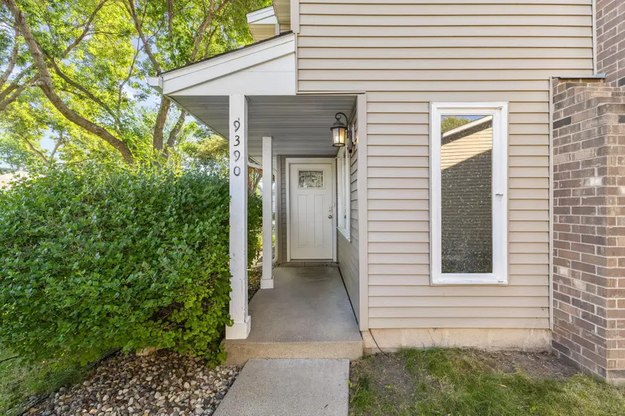 9390 Ranchview Lane N, Osseo, MN 55369 - #3