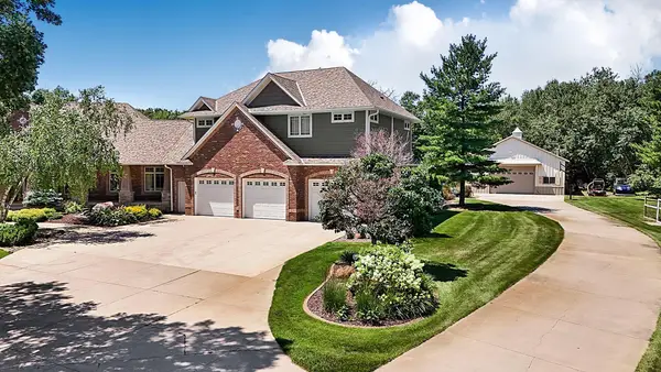 27284 110th Street Nw, Zimmerman, MN 55398