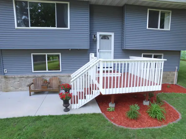 5290 85th Street Ne, Monticello, MN 55362