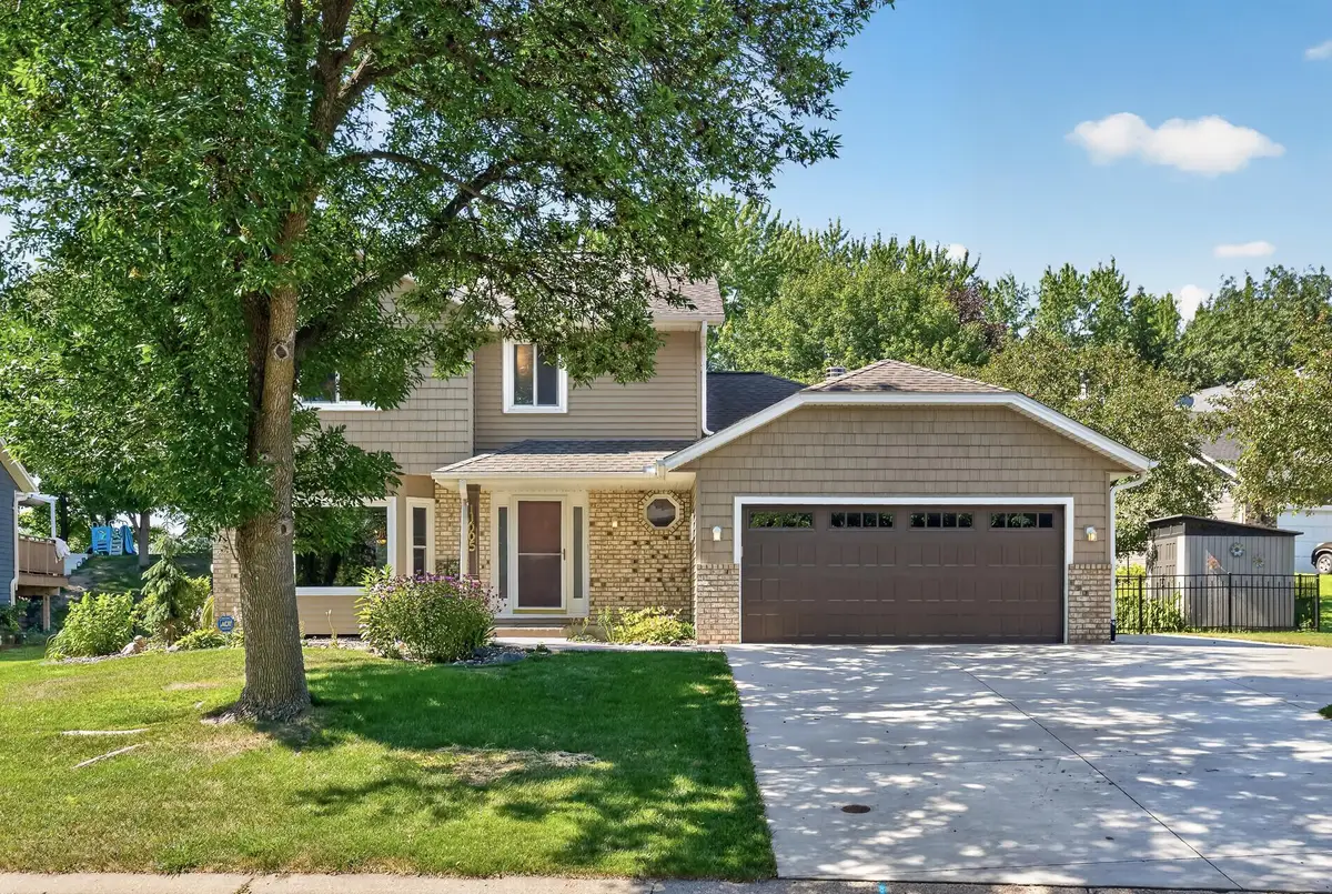 11005 45th Avenue N, Plymouth, MN 55442 - #1