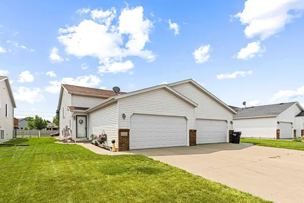 4324 39 1/2 Avenue S, Fargo, ND 58104