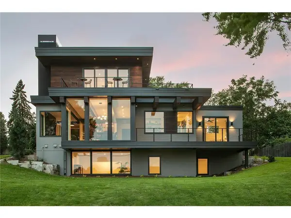 5104 Thotland Road, Minneapolis, MN 55422