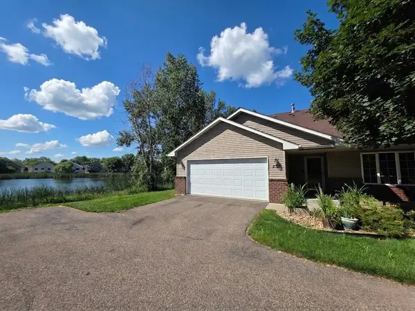 832 Matthew Drive, Chaska, MN 55318