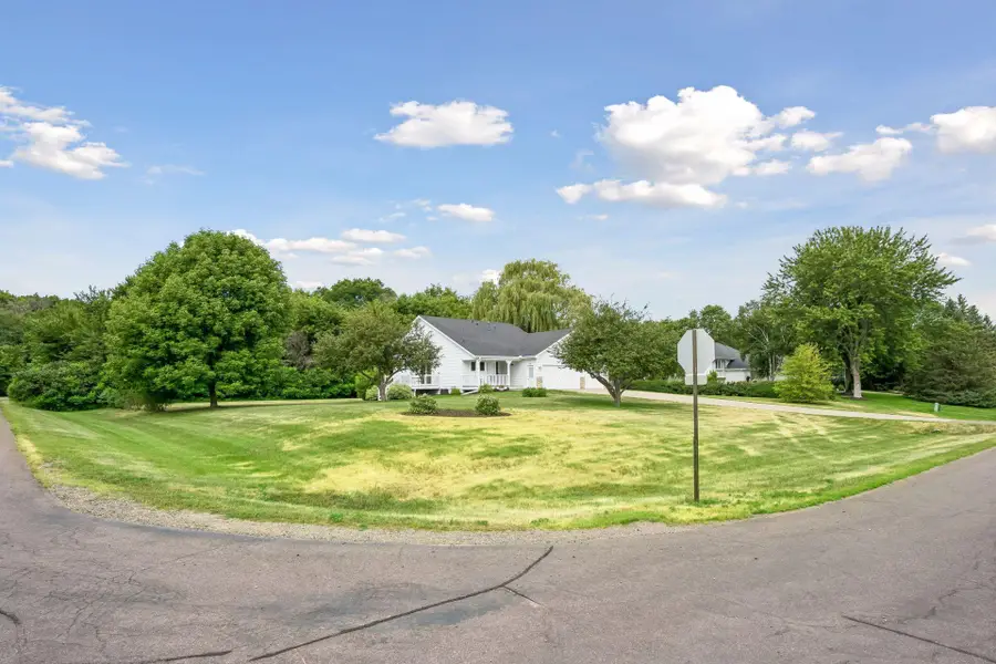 10219 Kahler Avenue Ne, Monticello, MN 55362 - #2