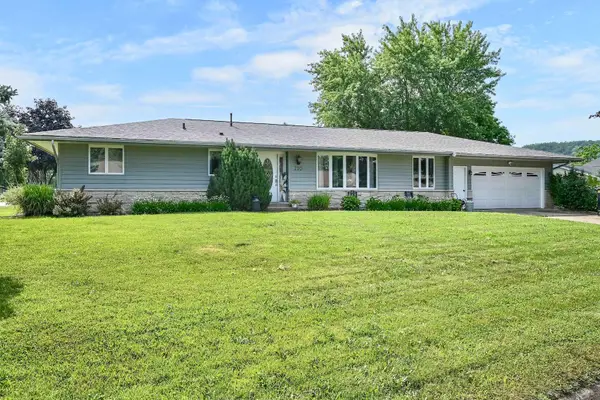 770 52nd Avenue, Winona, MN 55987