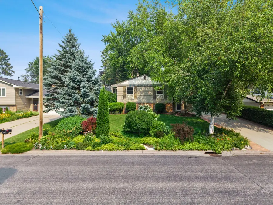 2824 Fernwood Street, Saint Paul, MN 55113 - #3