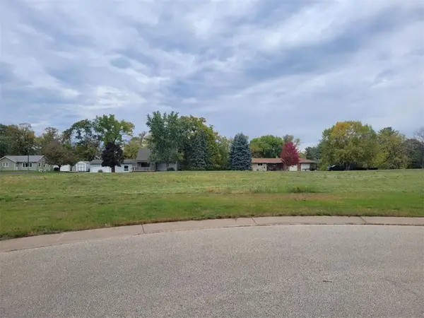 516 Clover Court, Lake City, MN 55041