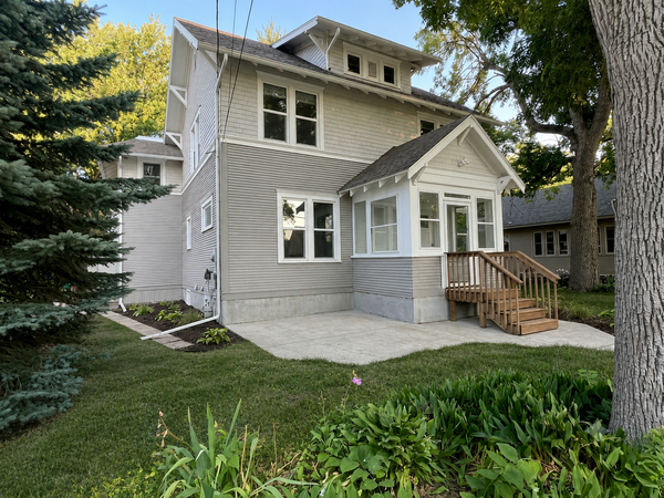 711 Clausen Avenue, Albert Lea, MN 56007