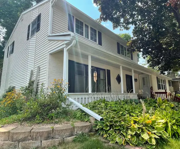 1010 Foothills Circle, Albert Lea, MN 56007