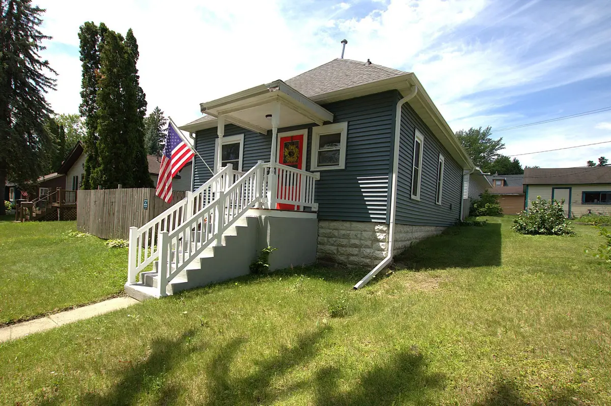 425 8th Street Ne, Staples, MN 56479 - #1