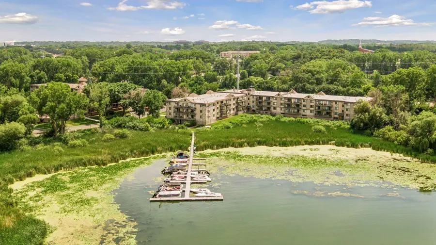 1304 W Medicine Lake Drive #320, Minneapolis, MN 55441 - #3