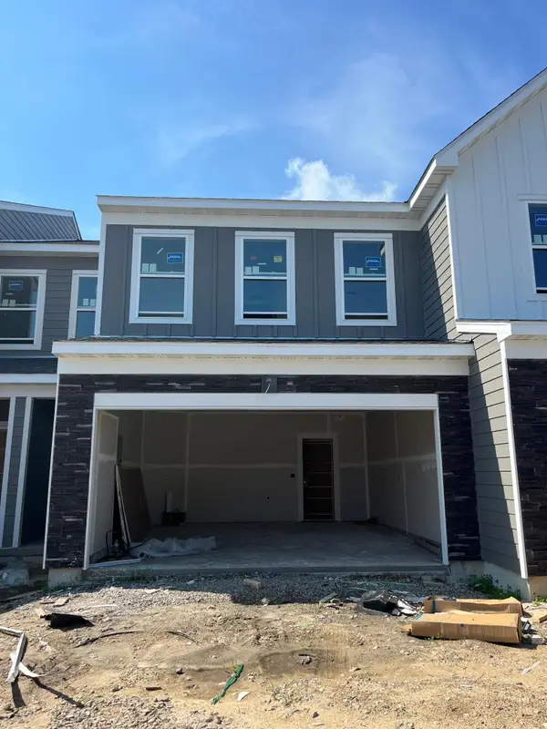 17968 Genoa Drive, Lakeville, MN 55044