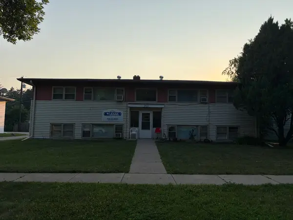 2512 9th Street N, Fargo, ND 58102