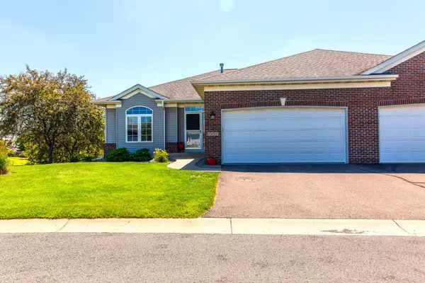 15157 Crestone Circle, Rosemount, MN 55068