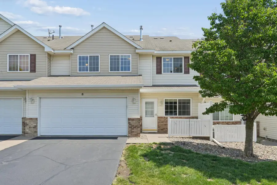 3560 Sterling Heights Drive #B, River Falls, WI 54022 - #2