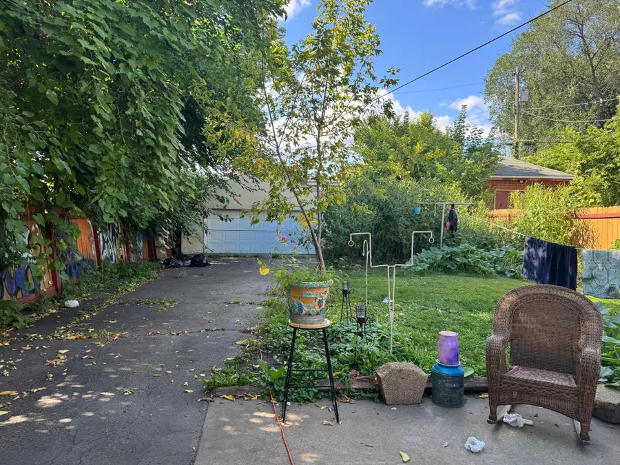 693 5th Street E, Saint Paul, MN 55106 - #3