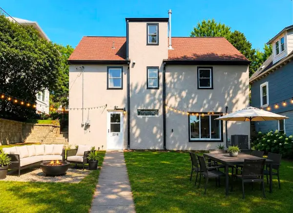 2318 Buchanan Street Ne, Minneapolis, MN 55418