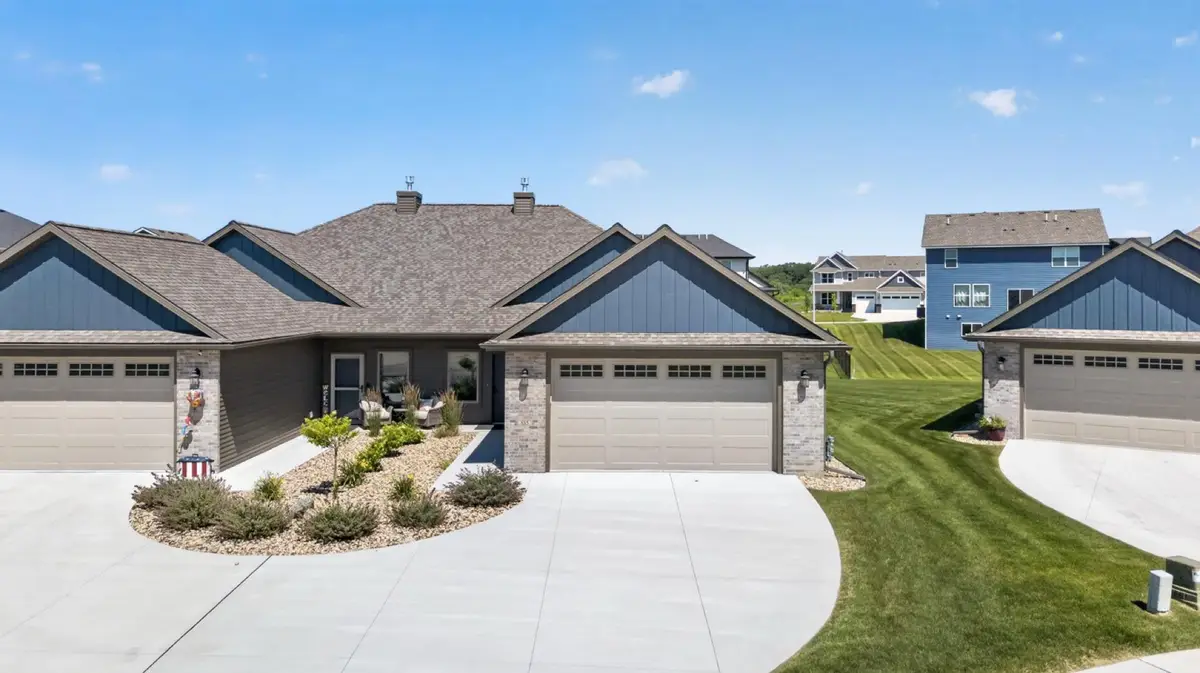 885 Picadilly Lane Nw, Rochester, MN 55901 - #1