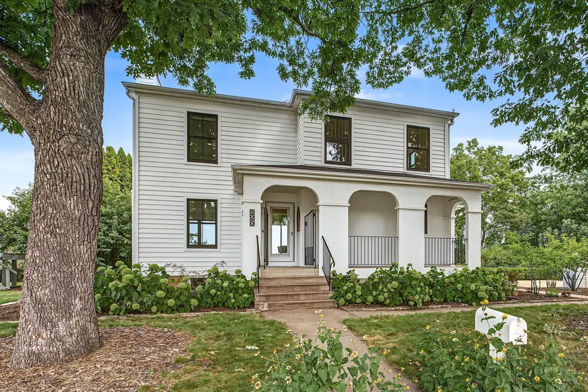 225 Mount Hope Drive, Saint Paul, MN 55107 - #1