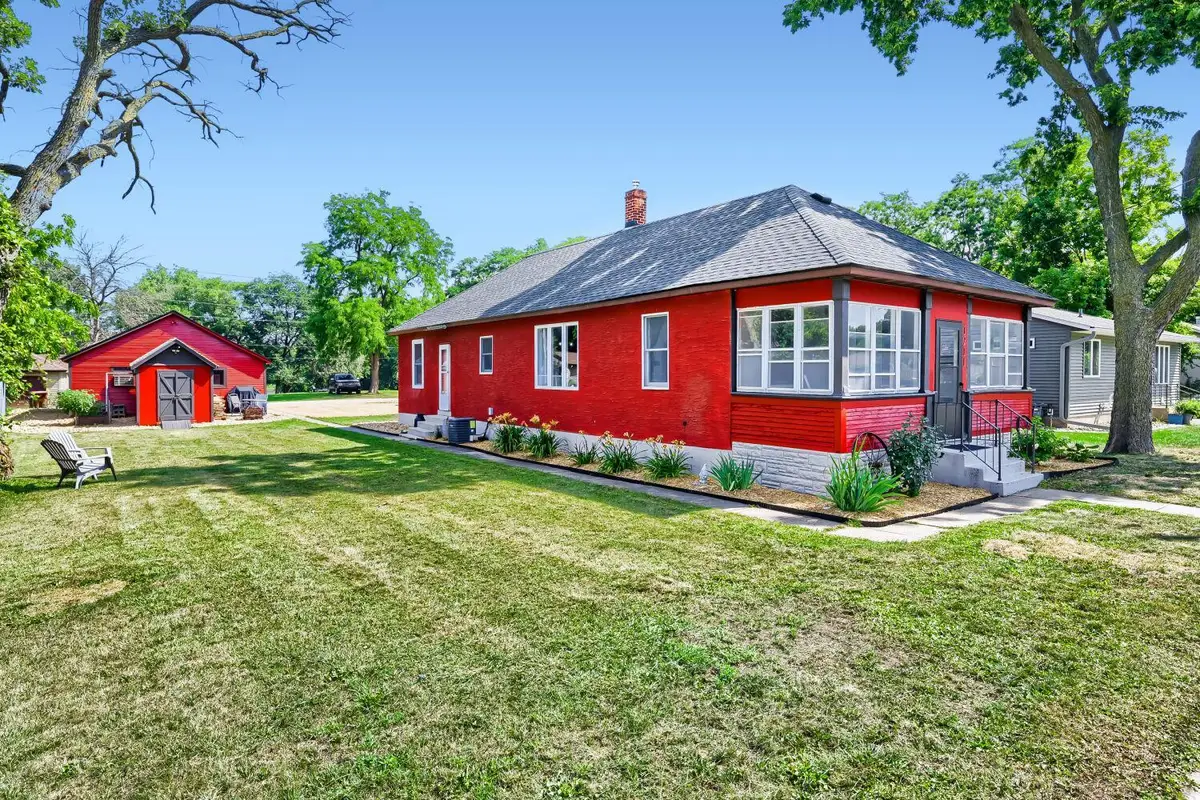1211 3rd Street E, Hastings, MN 55033 - #1