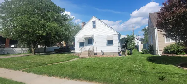 1064 Oakdale Avenue, Saint Paul, MN 55118