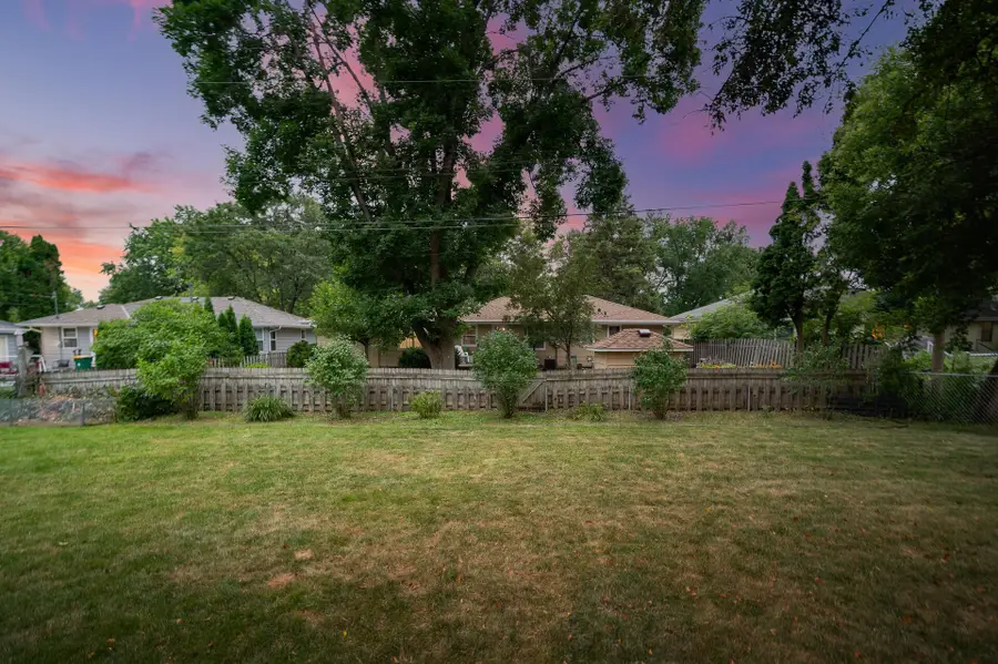 6917 39th Avenue N, Minneapolis, MN 55427 - #2