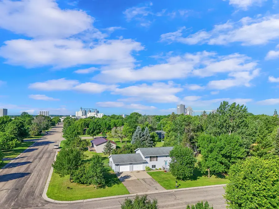 380 7th St Ne, Perham, MN 56573 - #2