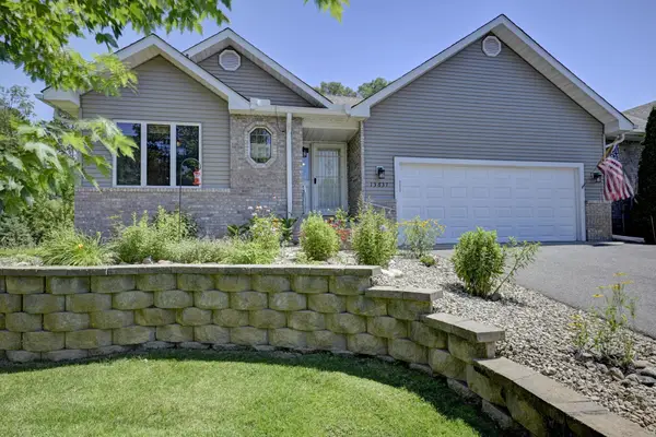 13637 Pierce Street Ne, Andover, MN 55304