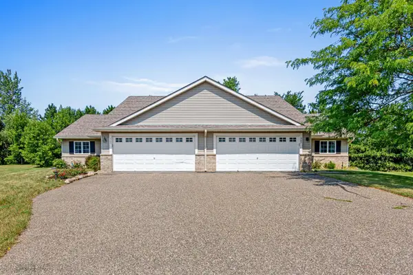 305 Wildwood Circle, Roberts, WI 54023