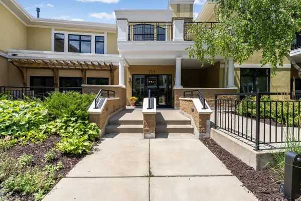 715 Linden Street #108, Mendota Heights, MN 55118