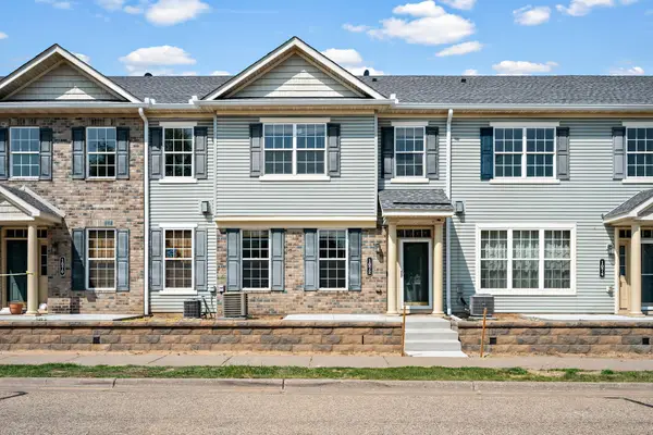 1072 Henslow Avenue N, Saint Paul, MN 55128