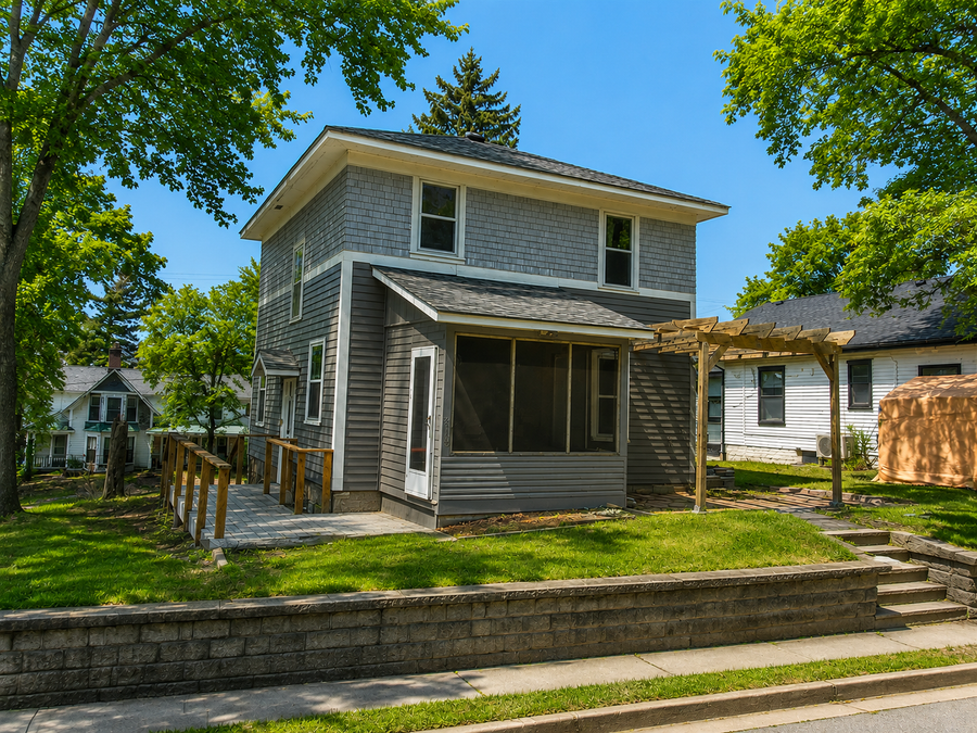 816 Vine Street, Hudson, WI 54016 - #2